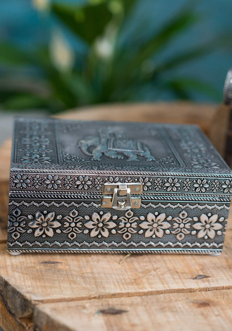 silver elephant jewellery box with velvet lining and inside mirror - gift for her