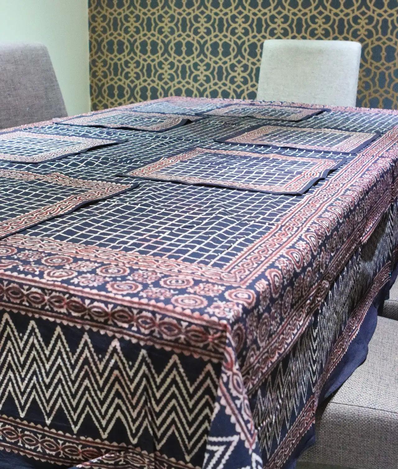 Chevron Natural Dye Table Cloth With 8 Napkins Set - Ethimaart