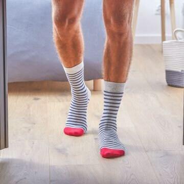 Billy Belt Men's Grey & Navy Striped Cotton Socks - Red Toe