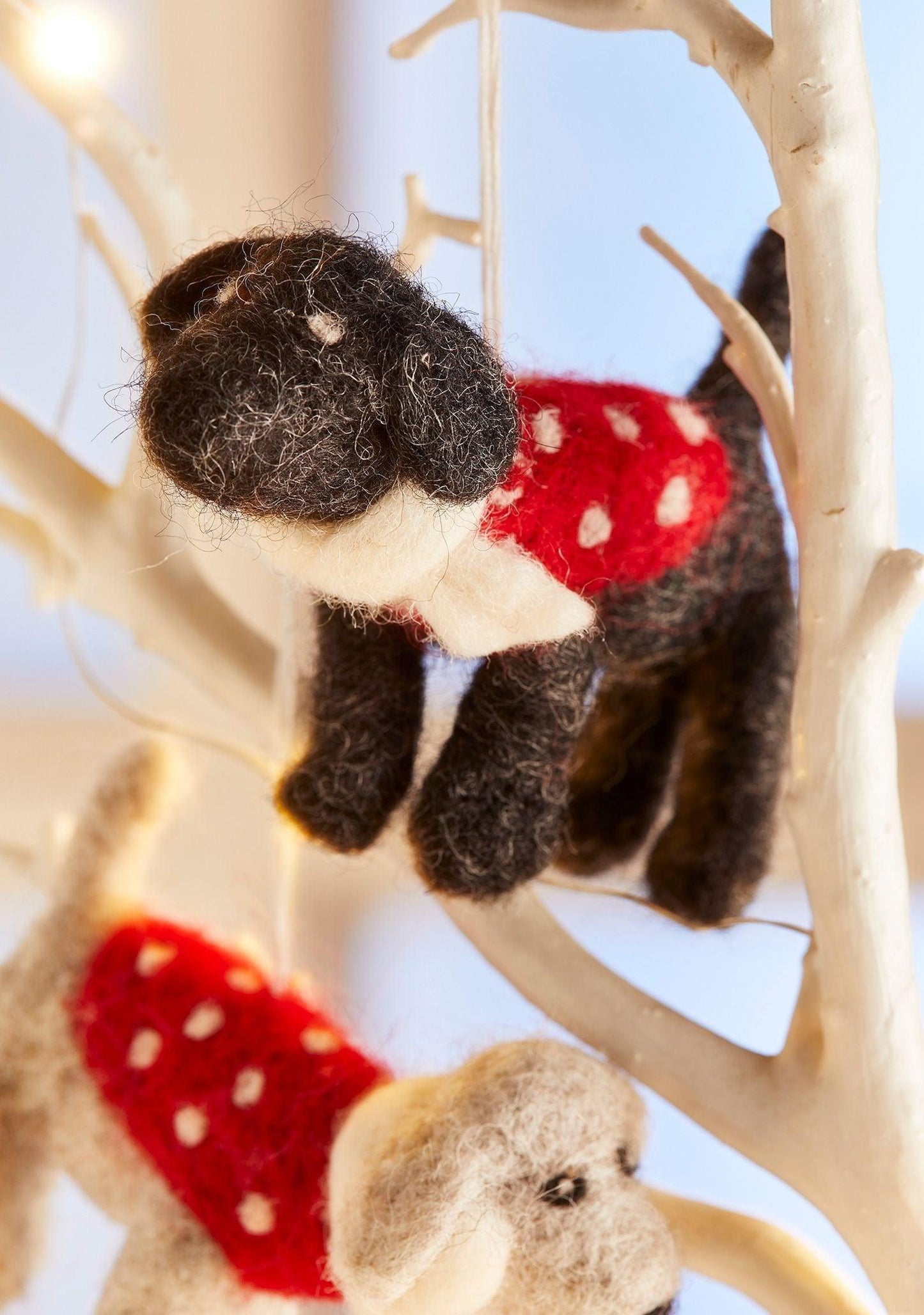 Felt Dog with Spotty Coat Ethimaart