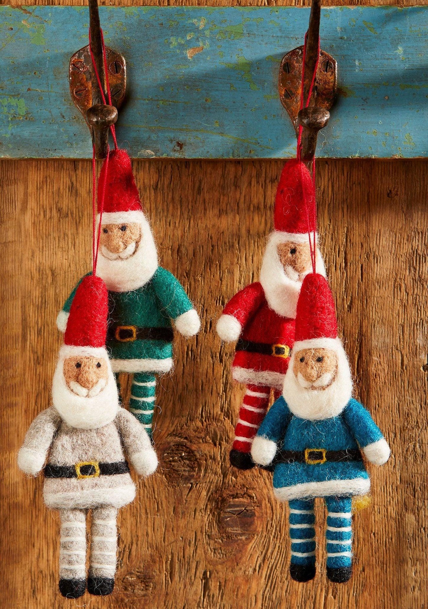 Hanging Felt Santa Ethimaart