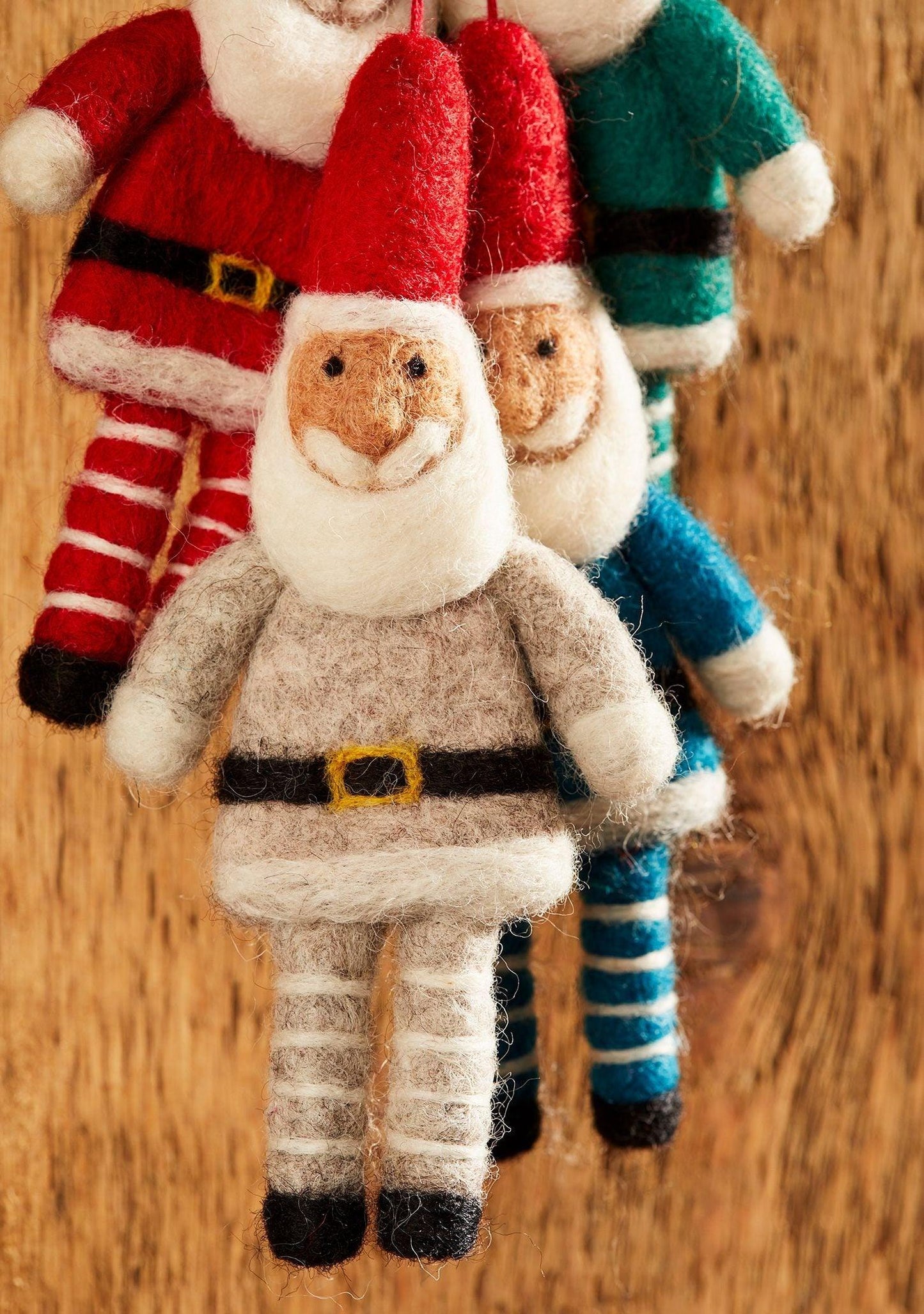 Hanging Felt Santa Ethimaart