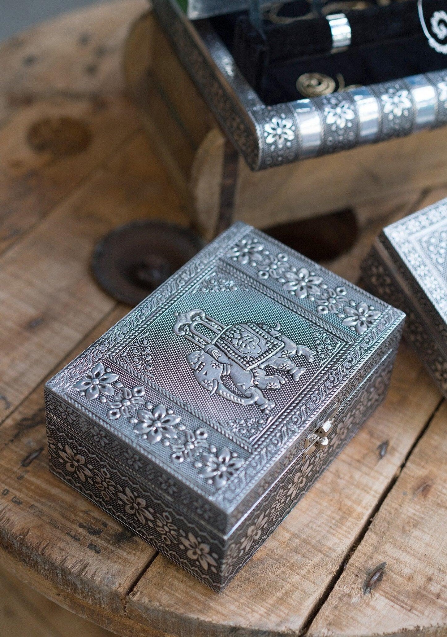 Silver Elephant Jewelry Box With Mirror - Ethimaart