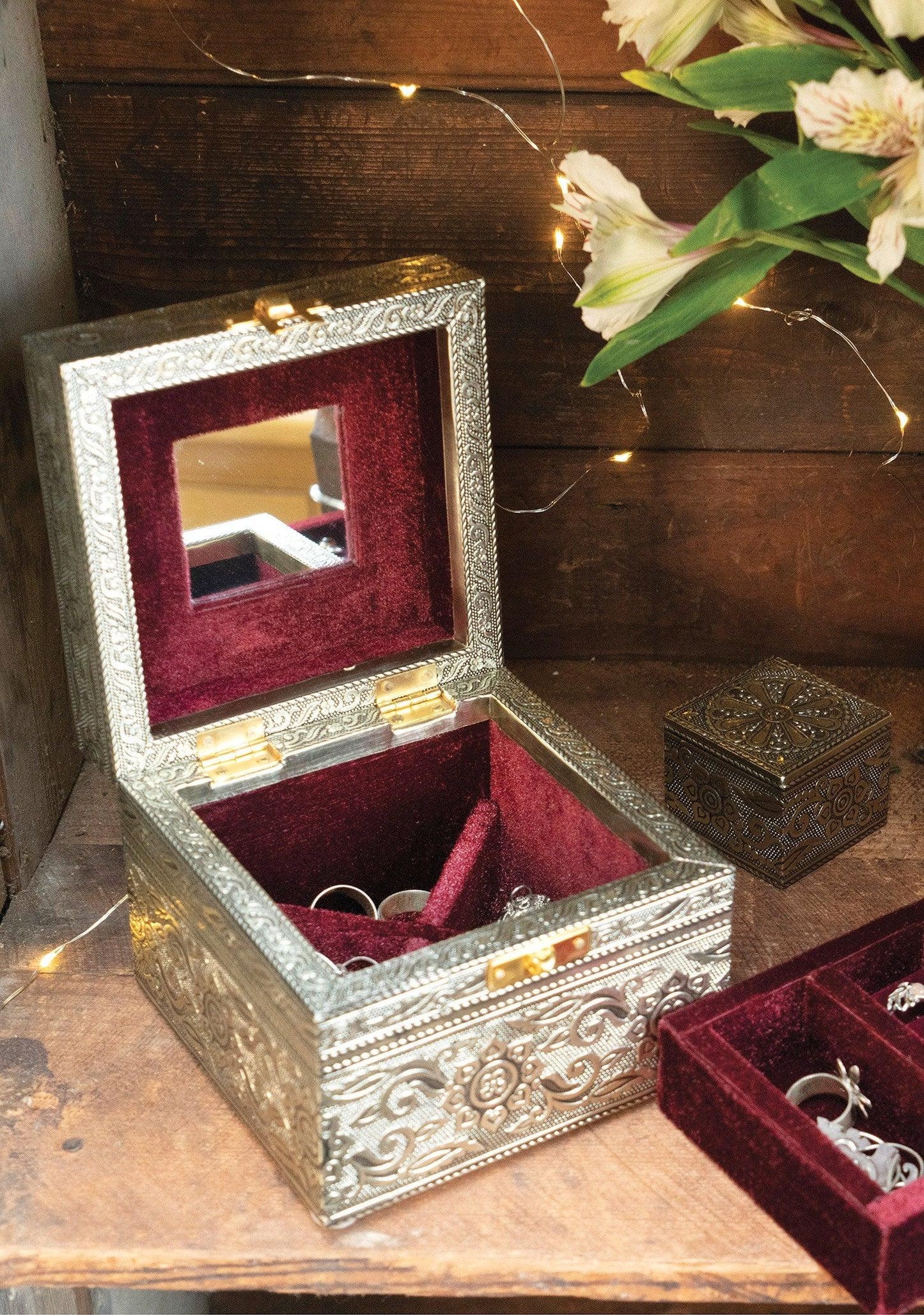 Champagne Gold Jewellery Box - Velvet Lining & Mirror