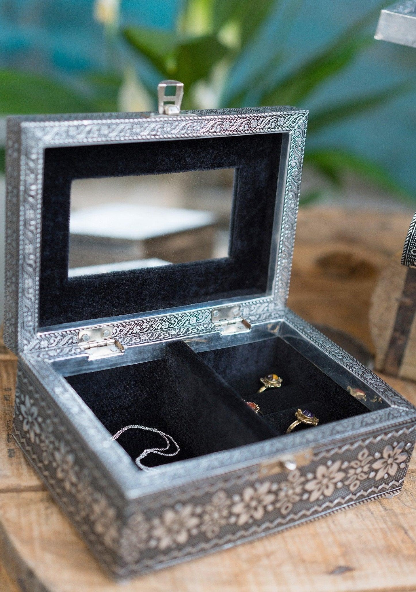 Silver Elephant Jewelry Box With Mirror - Ethimaart