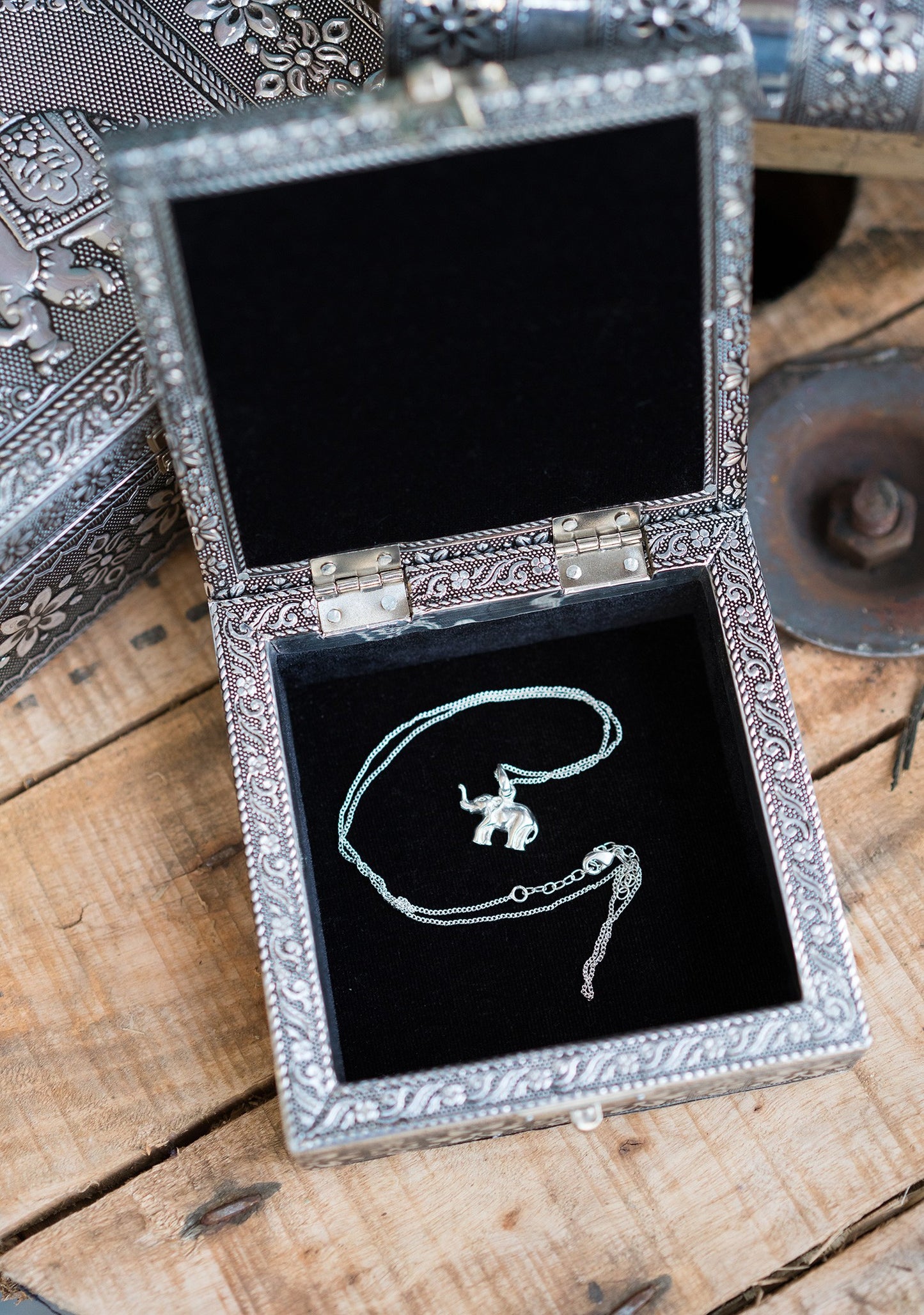 Silver Elephant Jewelry Box With Mirror