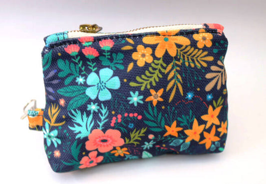 Small Daisy Floral Coin Pouch With Clasp
