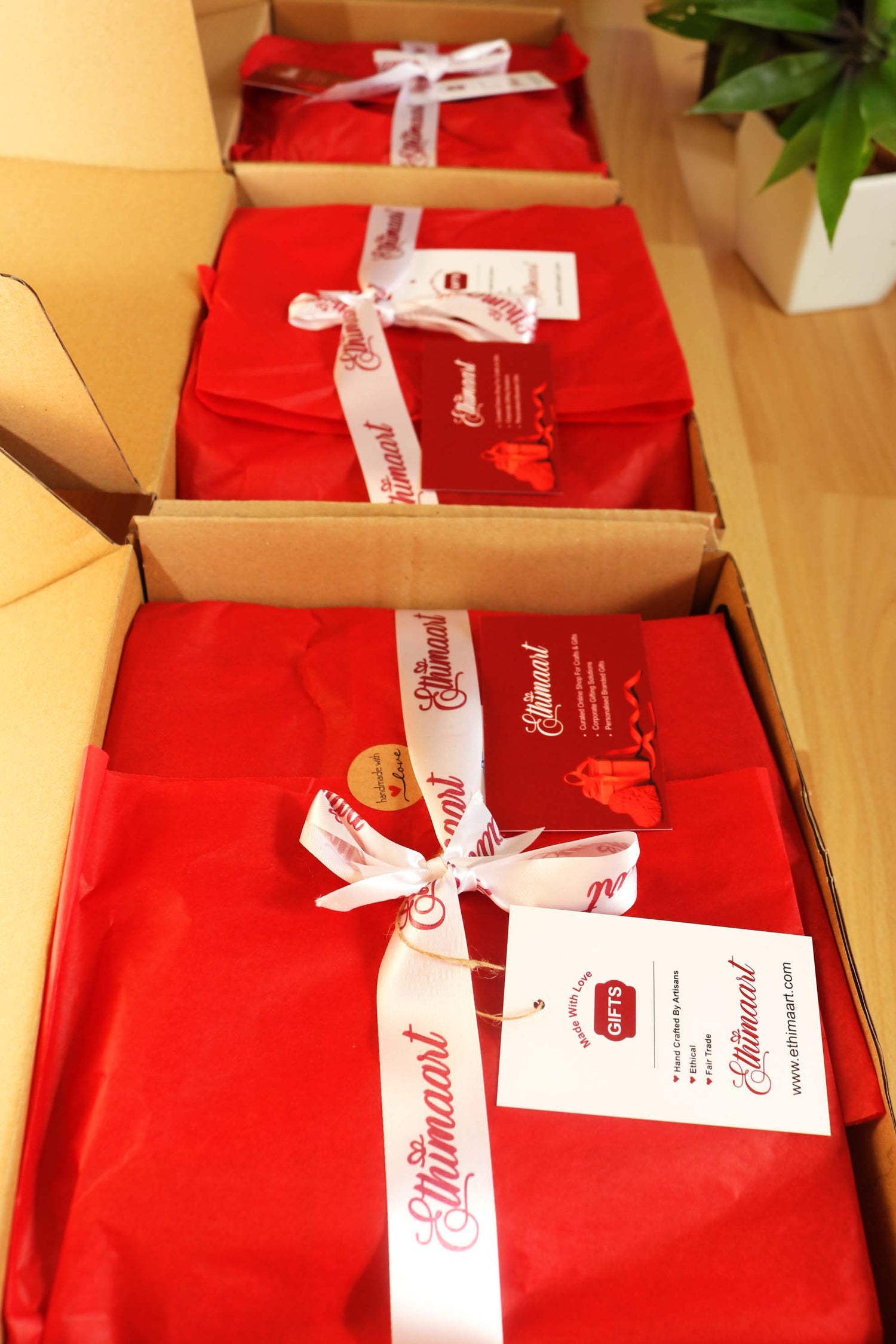 Ethical and fair trade corporate gift box for clients, team, thank you gift by ethimaart ltd 