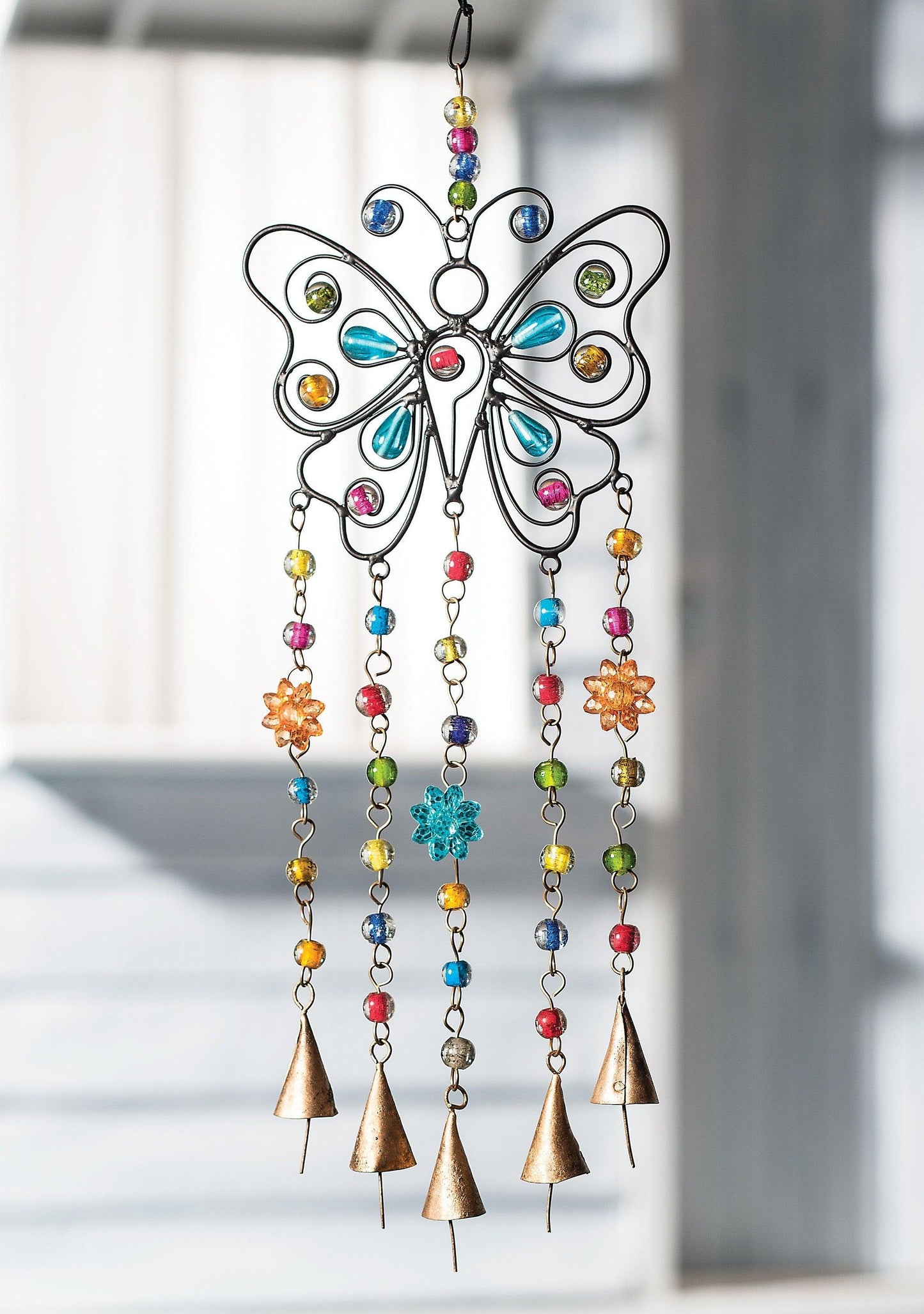 Unwind in your garden oasis with our handcrafted Butterfly Wind Chime (16.5"). Soothing sounds & beautiful design create a peaceful & calming atmosphere. Perfect for relaxation, meditation & gifts